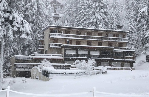 Laveissiere Apartment | Appartement avec piscine - 6 personnes