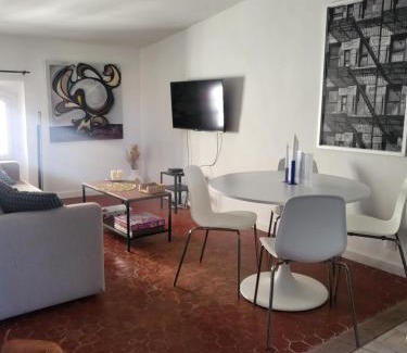 Prefecture Apartment | Appartement avec son toit terrasse, en plein coeur de Marseille