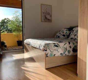 Douvaine Apartment | Appartement avec terrasse, proche Genève & lac Léman
