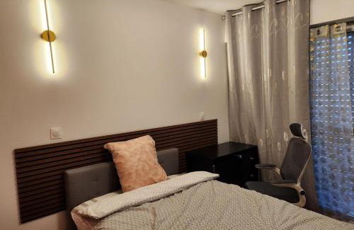 Saint-Denis Apartment | Appartement Basilique 4 chambres tout confort Saint Denis