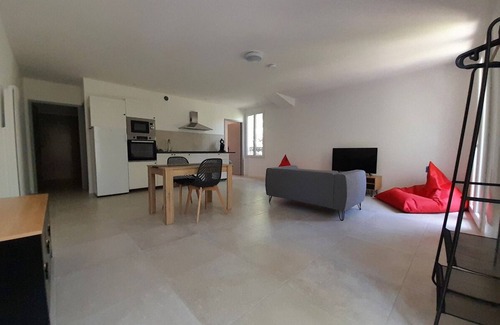 Les Platrieres Apartment | Appartement Cézanne au 1er Étage Terrasse 55m²