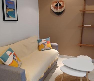 Antibes Old Town Apartment | Appartement centre Antibes bd Albert 1er