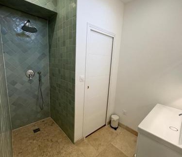 Vienne Apartment | Appartement centre ville historique - Le Modène