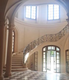 Salbris Apartment | Appartement château classé, site remarquable, 1chbre