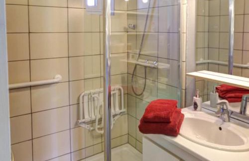 Andrezieux-Boutheon Apartment | Appartement charmant à Andrézieux-Bouthéon avec jardin privé - FR-1-496-194