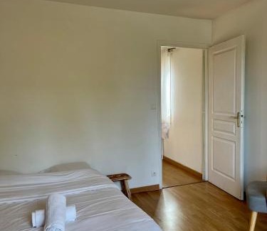 Montferrat Apartment | Appartement Chloé du lac