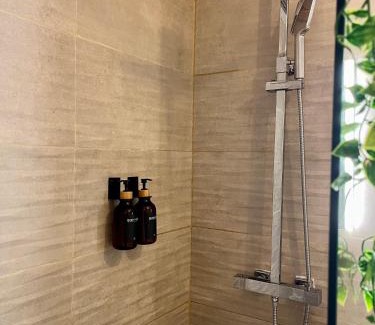 Montferrat Apartment | Appartement Chloé du lac