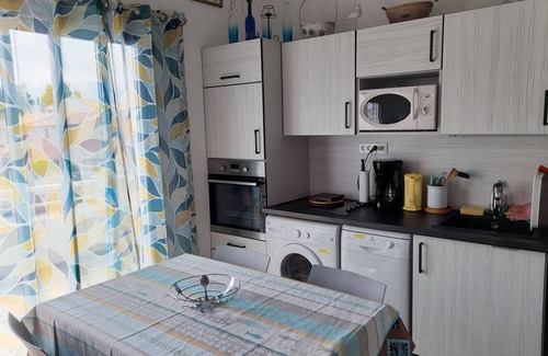 Marseillan Plage Apartment | Appartement Climatisé, Situé Dans une Résidence Sécurisée Avec Piscine