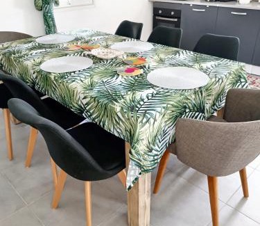 Saint-Andre Apartment | Appartement confortable avec vue sur mer à Saint André, 105 m²
