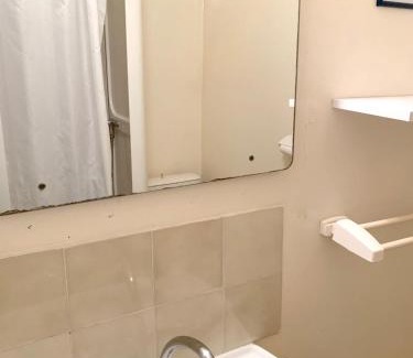 Neris-les-Bains Apartment | Appartement cosy à Néris-les-Bains, 20 m², balcon avec vue