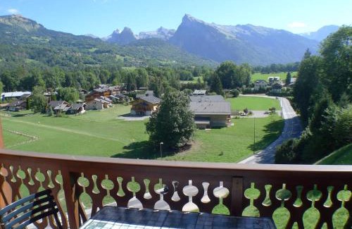 Morillon Apartment | Appartement cosy à Morillon pour 6 pers, balcon, lave-vaisselle, machine à laver - FR-1-629-132