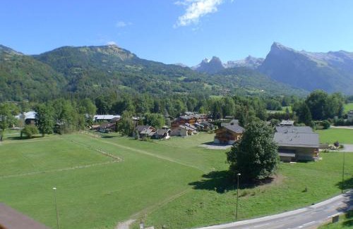 Morillon Apartment | Appartement cosy à Morillon pour 6 pers, balcon, lave-vaisselle, machine à laver - FR-1-629-132