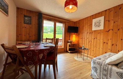 Morillon Apartment | Appartement cosy à Morillon, balcon sud, télécabine proche, équipements complets, parking et garage - FR-1-624-143