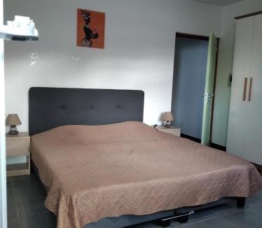 Sainte-Suzanne Apartment | Appartement cosy à Sainte Suzanne - 70 m² - Balcon