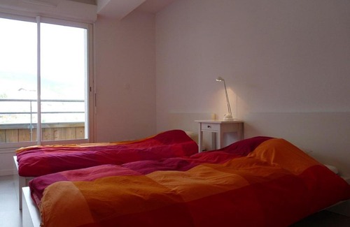 Arette Apartment | Appartement cosy 4 pers avec accès pistes, lave-vaisselle, lave-linge, casier à skis, parking gratuit - FR-1-602-5