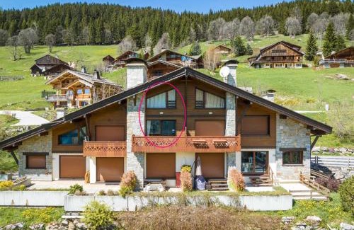 La Clusaz Apartment | Appartement cosy 6 pers, cheminée, garage, proche télécabines - FR-1-304-135