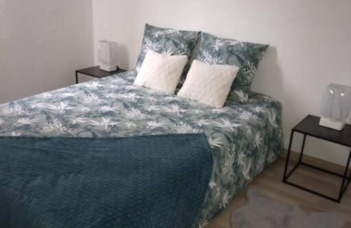 Vaux-sur-Seine Apartment | Appartement Cosy avec Terrasse