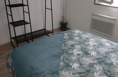 Vaux-sur-Seine Apartment | Appartement Cosy avec Terrasse