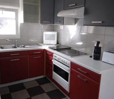 Vaux-sur-Seine Apartment | Appartement Cosy avec Terrasse