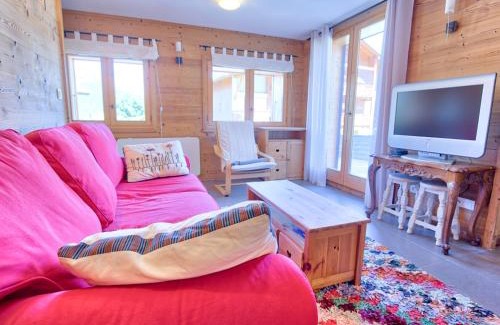 Crest-Voland Apartment | Appartement cosy au pied des pistes de Crest-Voland, proche centre village - FR-1-505-175