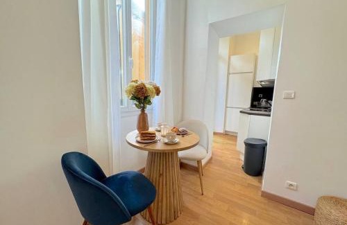 Carre d'Or Apartment | ⁂ Appartement cosy avec balcon 300m de la plage