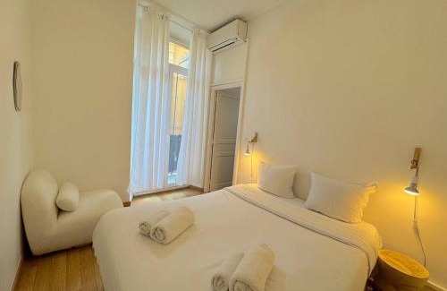 Carre d'Or Apartment | ⁂ Appartement cosy avec balcon 300m de la plage