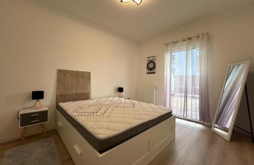 Dunkerque Centre Apartment | Appartement Cosy Avec Grande Terrasse