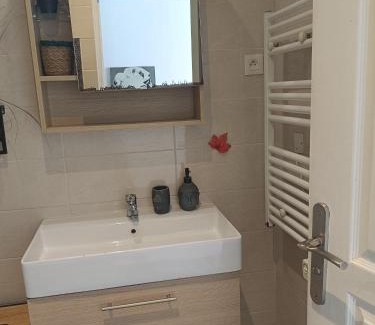 Petit-Ivry Apartment | Appartement cosy proche Paris