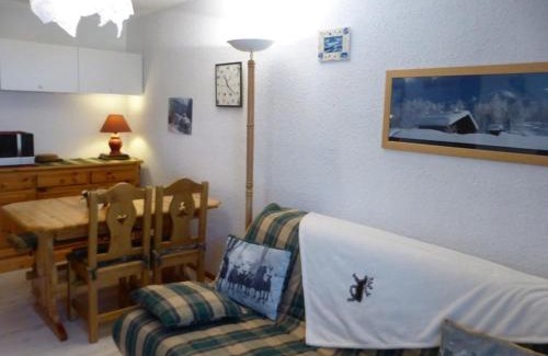 Areches Apartment | Appartement cosy pour 4 avec piscine et balcon à Arêches-Beaufort - FR-1-342-254