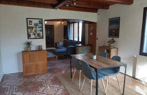 Magland Apartment | Appartement cozy 100m2 dans chalet savoyard