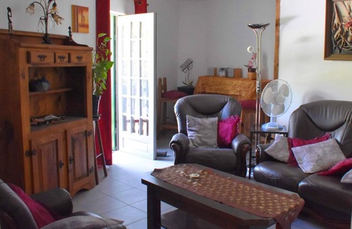 Trebes Apartment | Appartement d'une chambre avec vue sur le lac balcon et wifi a Trebes