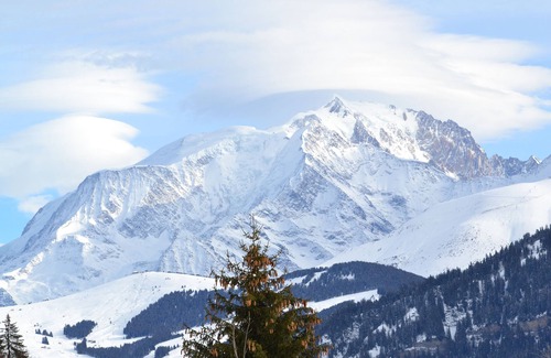 Praz-sur-Arly Apartment | Appartement Dans un Chalet à la Montagne Avec Très Belle vue sur le Mont-blanc