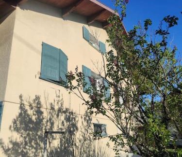 Cognin Apartment | Appartement dans maison