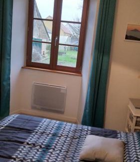 Laigne-en-Belin Apartment | appartement dans propriétée privée