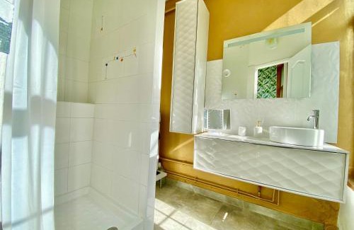 Douai Apartment | Appartement de 2 pieces avec balcon centre