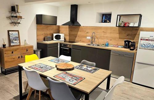 Aime Apartment | Appartement de 80m² plein sud entièrement rénové