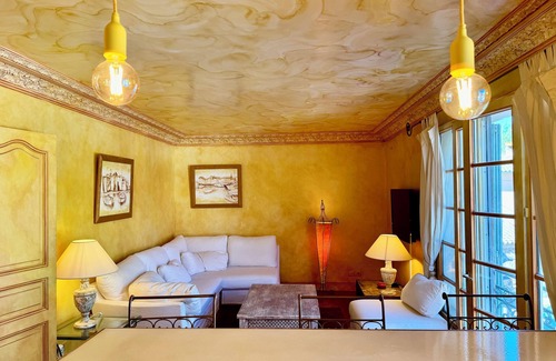 Saint-Tropez Apartment | Appartement de Charme