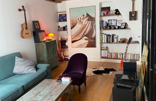Quartier Sainte-Avoye Apartment | Appartement de Charme, Beaubourg, 48m2