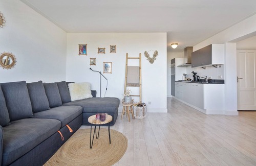 Municipality of Zandvoort Apartment | Appartement De Kokkel & Free Parking