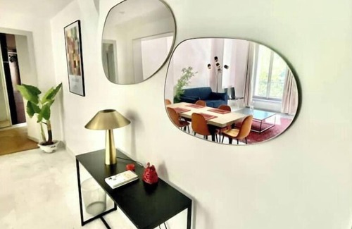 Quartier du Gros-Caillou Apartment | Appartement de Luxe à Côté de la Tour Eiffel