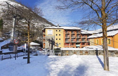 Ax-les-Thermes Condo | Appartement de montagne proche du centre | Piscine