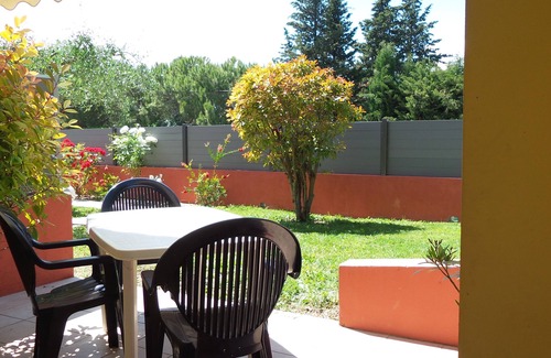 Cagnes-sur-Mer Apartment | Appartement Deux Pièces Dans Villa