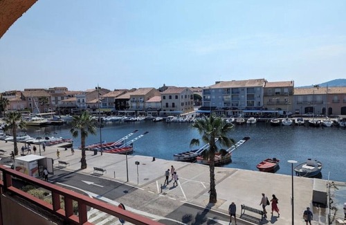 Meze Apartment | Appartement Direkt am Hafen