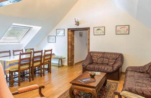 Sille-le-Philippe Apartment | Appartement du Commun au Château de Chanteloup