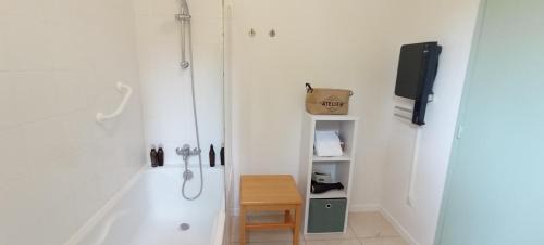 Montbrun-les-Bains Apartment | Appartement Duplex Rez Jardin