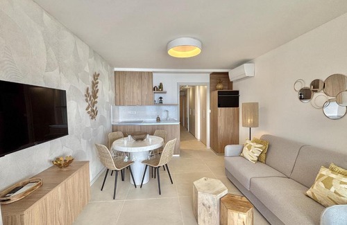 Ajaccio Apartment | Appartement Eden B sanguinaires vue mer avec piscine résidence