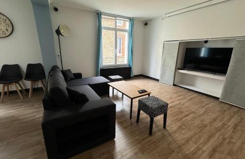 Mayenne Apartment | Appartement en centre-ville - Local vélos disponible