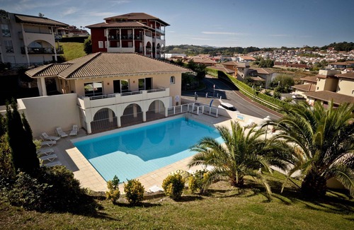 Ciboure Condo | Appartement en duplex à 500m de la plage