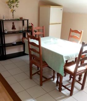 Goyave Apartment | Appartement ensoleillé à Goyave, 50 m², vue mer et balcon