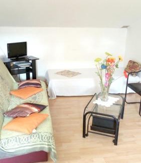 Goyave Apartment | Appartement ensoleillé à Goyave, 50 m², vue mer et balcon